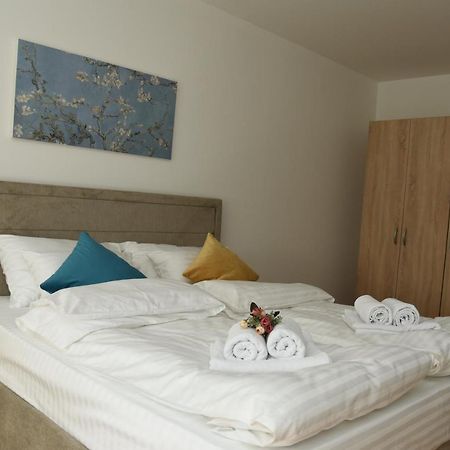 Suncokret Apartmani Loznica Eksteriør billede