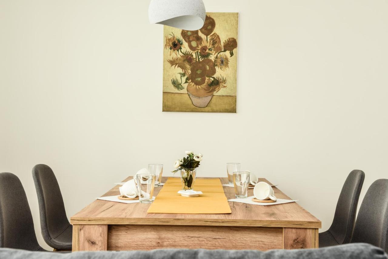 Suncokret Apartmani Loznica Eksteriør billede