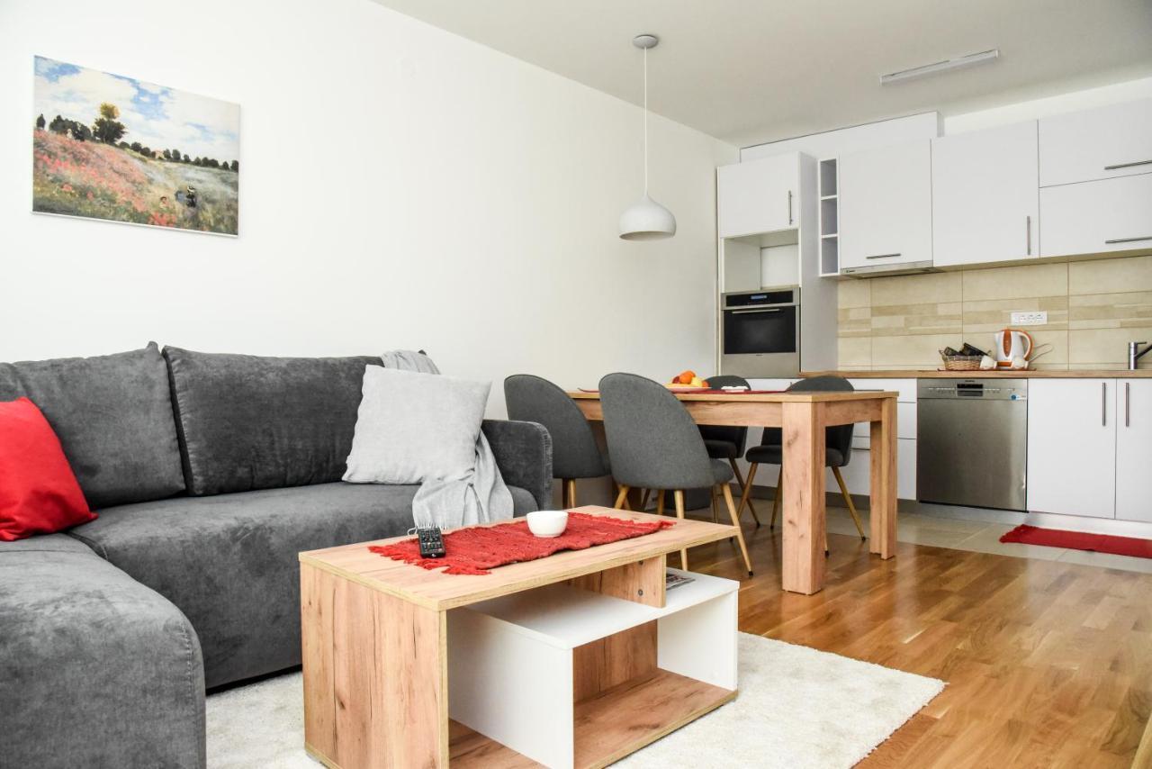 Suncokret Apartmani Loznica Eksteriør billede