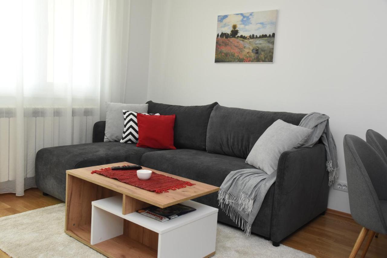 Suncokret Apartmani Loznica Eksteriør billede