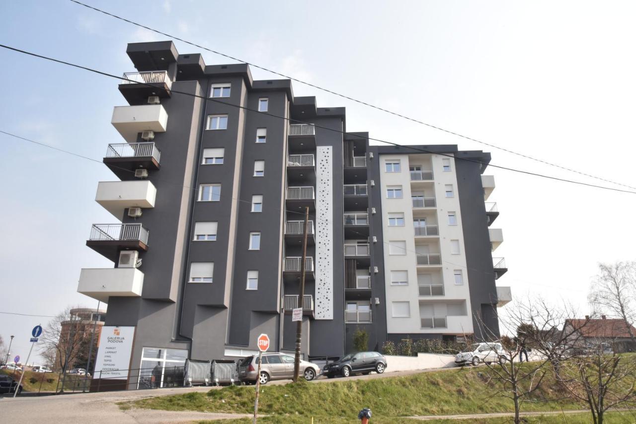 Suncokret Apartmani Loznica Eksteriør billede